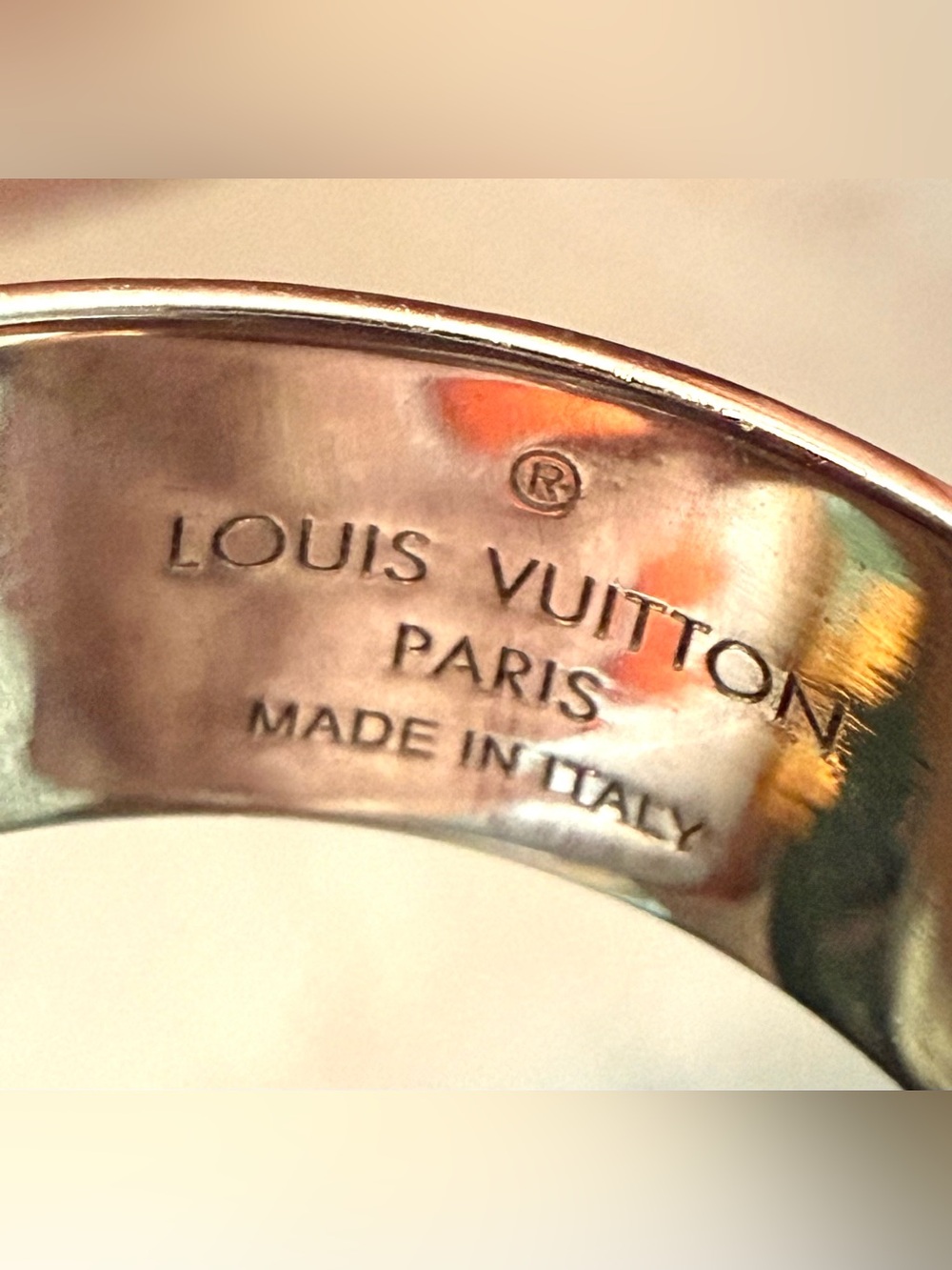 Authentic Louis Vuitton Ring Classic Monogram flowers/LV Signatures Size 9 - Picture 9 of 10